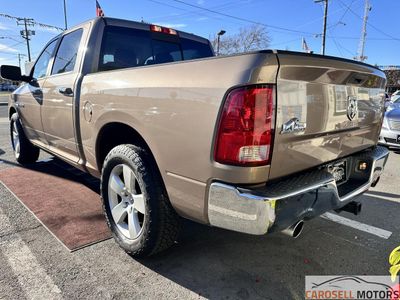 2010 Dodge Ram 1500 — engine compartment view