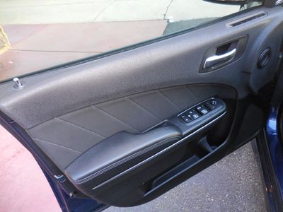 2017 Dodge Charger - Photo 18