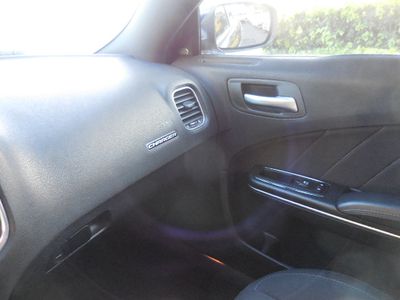 2017 Dodge Charger - Photo 27