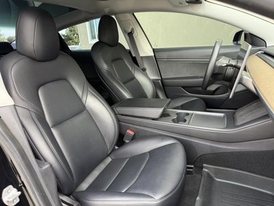 2021 Tesla Model 3 — photo 15 view