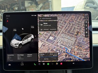 2021 Tesla Model 3 — photo 18 view