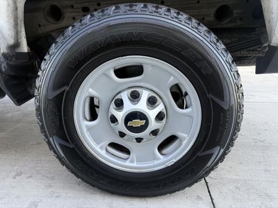 2018 Chevrolet Silverado 2500HD — photo 11 view