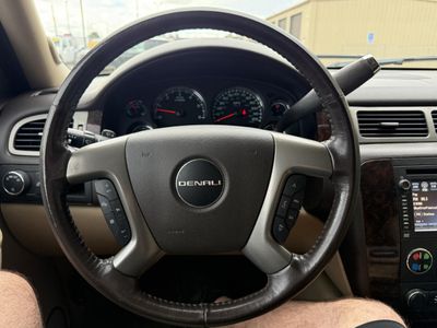 2013 GMC Yukon — photo 20 view