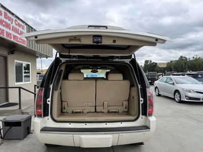 2013 GMC Yukon — detail view