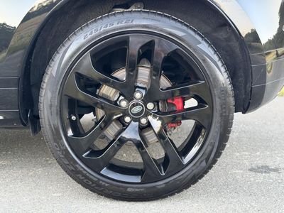 2022 Land Rover Range Rover Evoque — photo 12 view