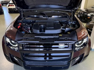2023 Land Rover Defender — photo 31 view