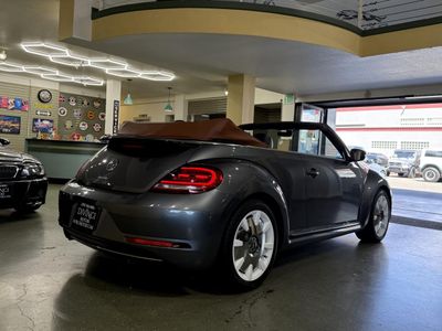 2019 Volkswagen Beetle Convertible — photo 34 view