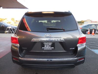 2013 Toyota Highlander - Photo 4