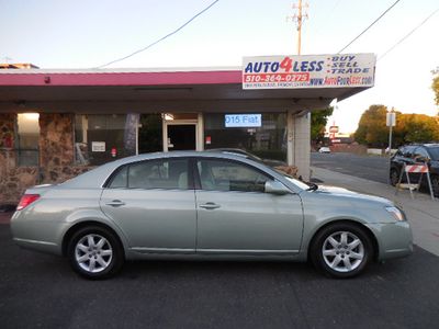 2007 Toyota Avalon - Photo 2