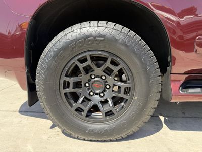 2010 Lexus GX 460 — photo 13 view