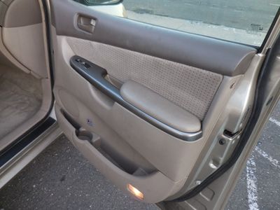 2006 Toyota Sienna — photo 14 view