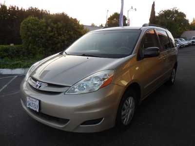 2006 Toyota Sienna — photo 8 view