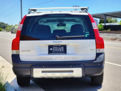 2007 Volvo XC70 — photo 11 view