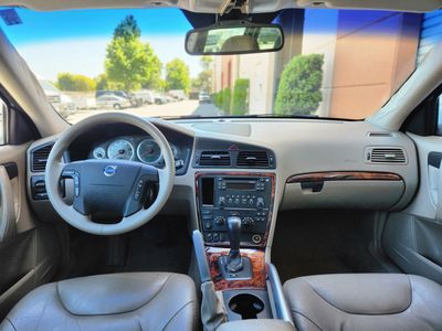2007 Volvo XC70 — photo 12 view