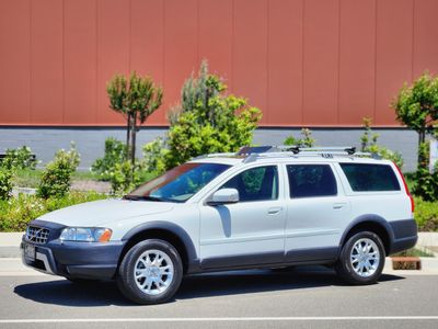 2007 Volvo XC70 — side profile view