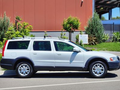 2007 Volvo XC70 — photo 8 view