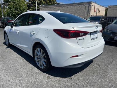 2017 Mazda MAZDA3 - Photo 3