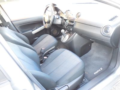 2013 Mazda MAZDA2 - Photo 11