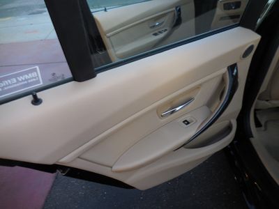 2015 BMW 3 Series — photo 16 view
