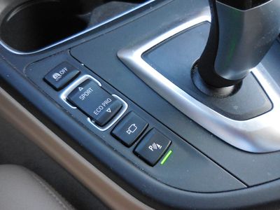 2015 BMW 3 Series — photo 26 view