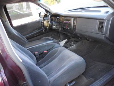 2004 Dodge Dakota — photo 10 view
