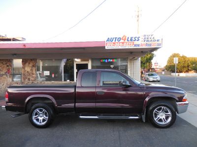 2004 Dodge Dakota — side profile view
