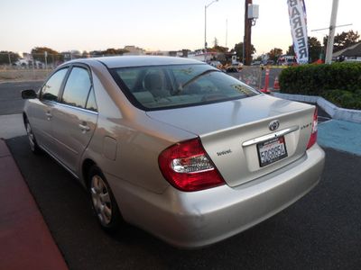 2003 Toyota Camry — detail view
