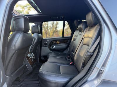 2020 Land Rover Range Rover — photo 17 view
