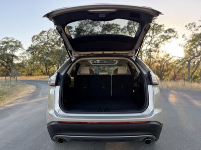 2017 Ford Edge — photo 13 view