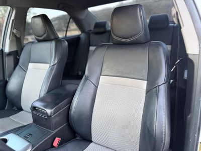 2014 Toyota Camry — photo 14 view