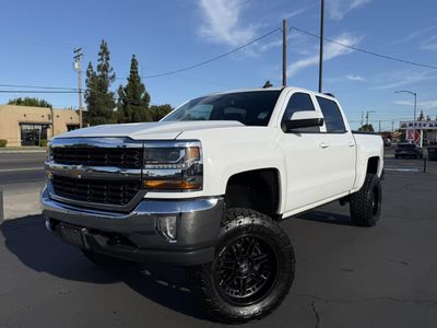 2018 Chevrolet Silverado 1500 — photo 9 view