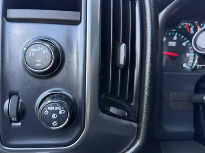 2018 Chevrolet Silverado 1500 — photo 22 view
