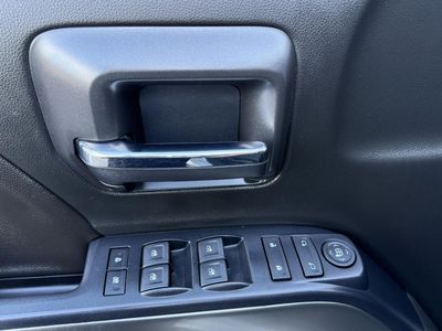 2018 Chevrolet Silverado 1500 — photo 23 view