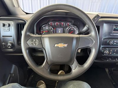 2016 Chevrolet Silverado — photo 21 view