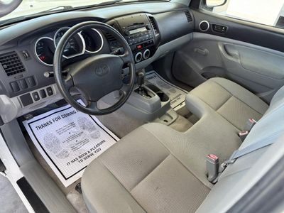 2009 Toyota Tacoma — photo 11 view