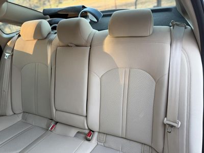 2015 Hyundai Sonata — photo 13 view