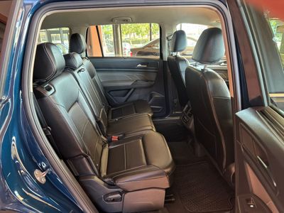 2022 Volkswagen Atlas — photo 17 view