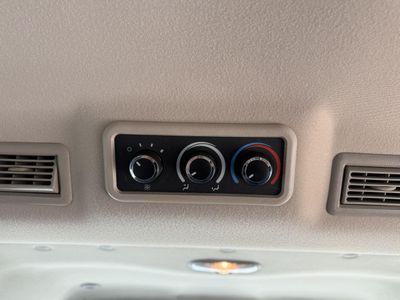 2014 Chevrolet Express 12 Passenger — photo 23 view