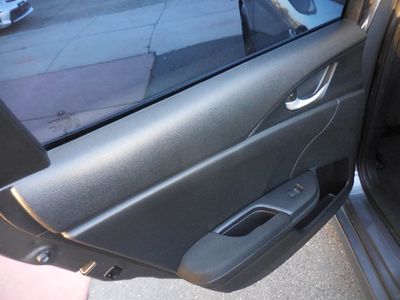 2016 Honda Civic — photo 15 view