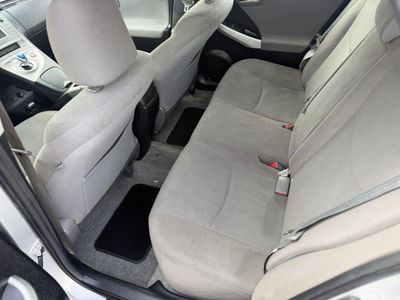 2015 Toyota Prius — photo 11 view