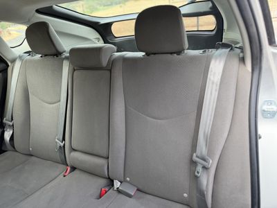 2015 Toyota Prius — photo 12 view