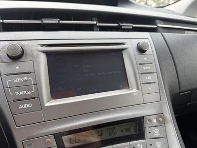 2015 Toyota Prius — photo 15 view