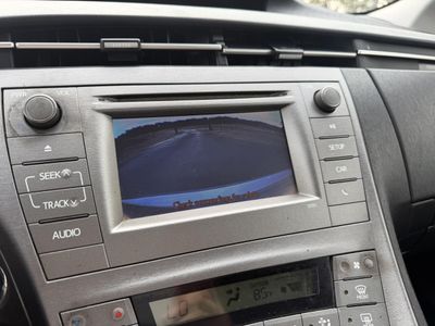 2015 Toyota Prius — photo 16 view