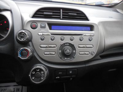 2013 Honda Fit — photo 18 view