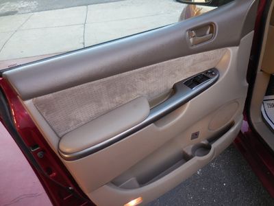 2008 Toyota Sienna — photo 15 view