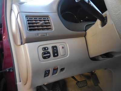 2008 Toyota Sienna — photo 17 view