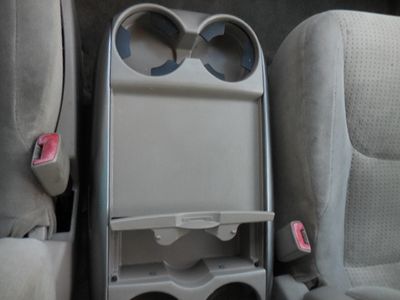 2008 Toyota Sienna — photo 21 view