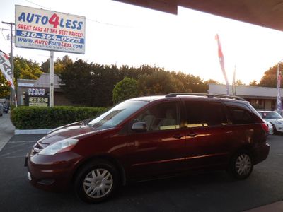 2008 Toyota Sienna — engine compartment view