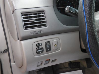 2007 Toyota Sienna — photo 16 view