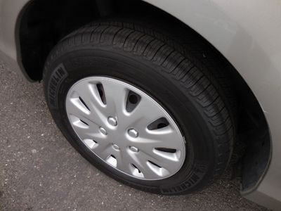2007 Toyota Sienna — photo 26 view